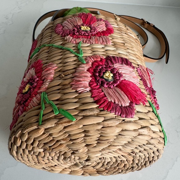Frances Valentine raffia poppy embroidered bucket bag - Picture 4 of 12